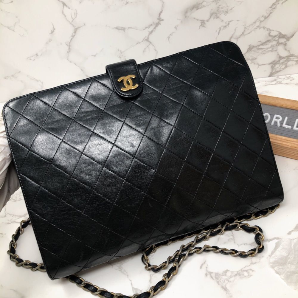SOLD ✅ CHANEL Vintage CC Quilted Classic Single Flap Bag in Black Lambskin - Picture 1 of 13